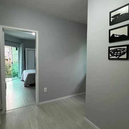 Quarto Acolhedor Com Tv, Ar Quente Frio E Sacada Em Casa Maylo Com Jardim Florianopolis Exterior photo