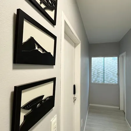 Quarto Acolhedor Com Tv, Ar Quente Frio E Sacada Em Casa Maylo Com Jardim Florianopolis Exterior photo